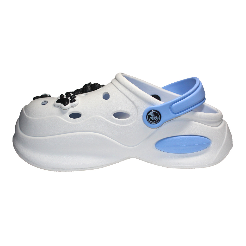 Damen Clogs aus EVA Weiß mit blauem Riemen & schwarz-weißen Jibbitz | Jose Amorales | Großhandel