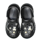 Damen Clogs Schwarz mit silberfarbenen Jibbitz-Charms und Kette | Jose Amorales | Großhandel