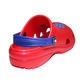 Teenager Clogs Rot mit blauem Fersenriemen & Jibbitz „Pfote“ | Jose Amorales | Großhandel