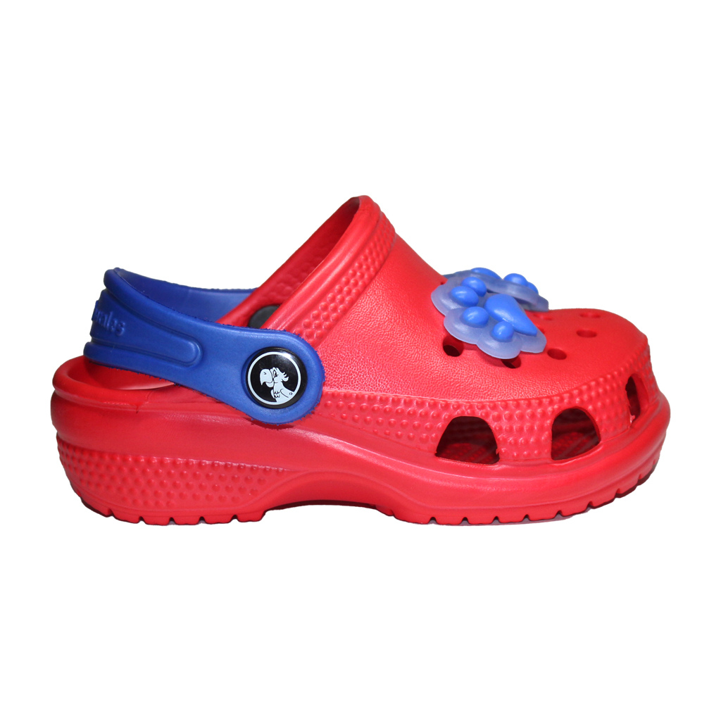 Kinder Clogs Rot mit blauem Fersenriemen & Jibbitz „Katzenpfote“ | Jose Amorales | Großhandel