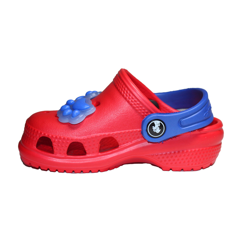 Kinder Clogs Rot mit blauem Fersenriemen & Jibbitz „Katzenpfote“ | Jose Amorales | Großhandel